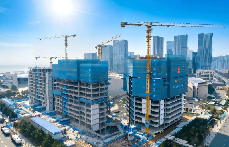 Grandly Celebrate the Successful Core Structure Topping-out of Qingdao Fortune Finance Innovation Center